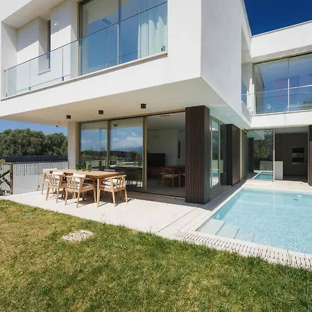 فيلة Akivillas Maple